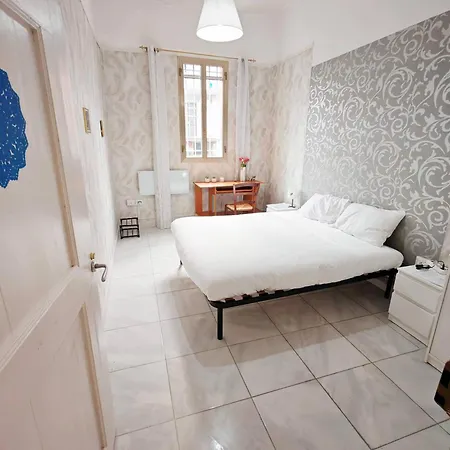 Gara Home- Airport Apartmán
